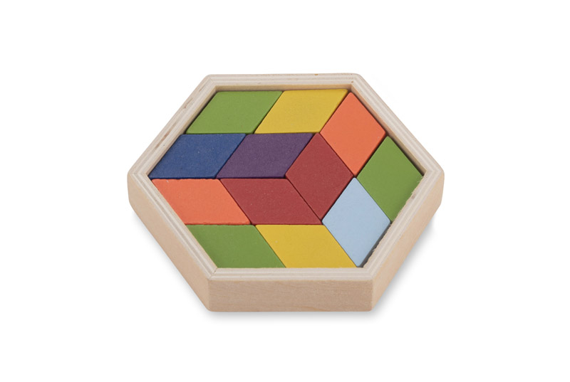 Puzzle PIXO se može prevesti kao "Pikselni puzzle" ili jednostavno "Puzzle PIXO" jer PIXO nije nužno prevesti, ali ako želite prijevod, onda bi to bio "Pikselni puzzle". Međutim, ako želite što prirodniji prijevod, onda bi to bio "Slagalica PIXO" ili "Puzzle PIXO" ako želite zadržati originalni naziv proizvoda. Najbolji prijevod bi bio "Slagalica PIXO".